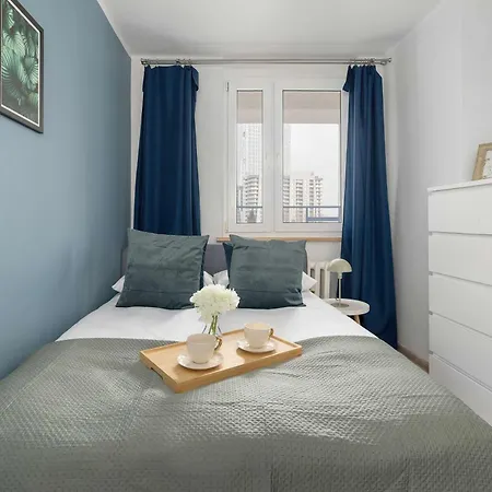 公寓 Comfortable One Bedroom Next To The Spodek In By Renters 卡托维兹