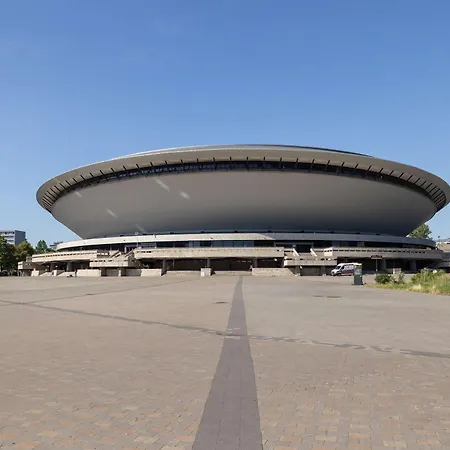 Comfortable One Bedroom Next To The Spodek In By Renters *