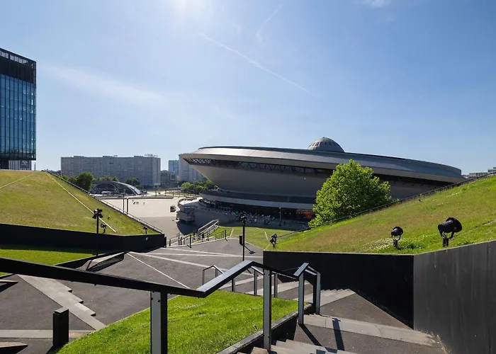 Comfortable One Bedroom Next To The Spodek In By Renters Katoviçe